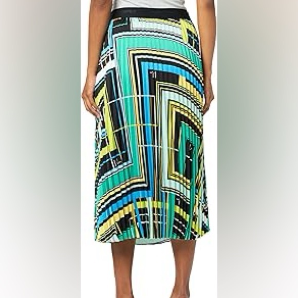 ♥️🔥❤️🔥 Karl Lagerfeld Paris Roadmap pleated midi skirt size S ♥️🔥❤️🔥 - Picture 3 of 8